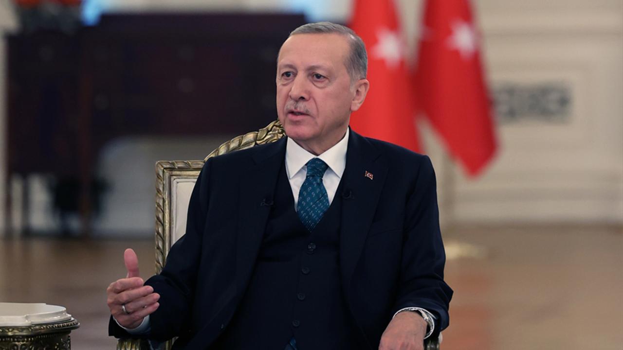 Cumhurbaşkanı Kararıyla Emekli Maaşlarına “Refah Kalkanı”: Taban Maaş Güncellendi