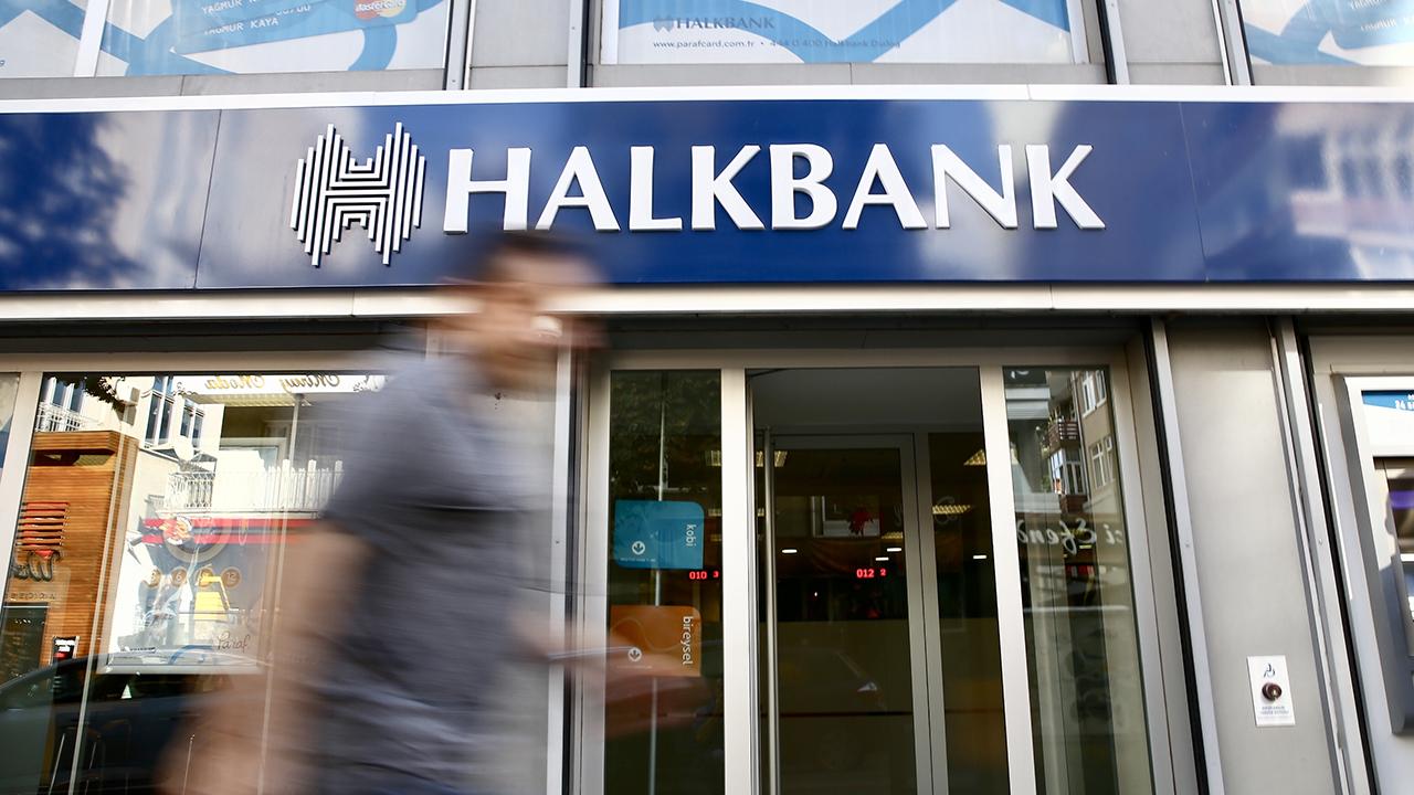 Halkbank duyurdu: 10 bin TL kredi ödemeleri emeklilere yapılacak